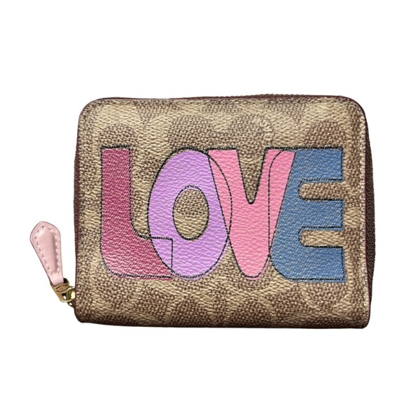 Rare COACH Love Wallet small zip around signature canvas love print multicolor - Picture 1 of 6